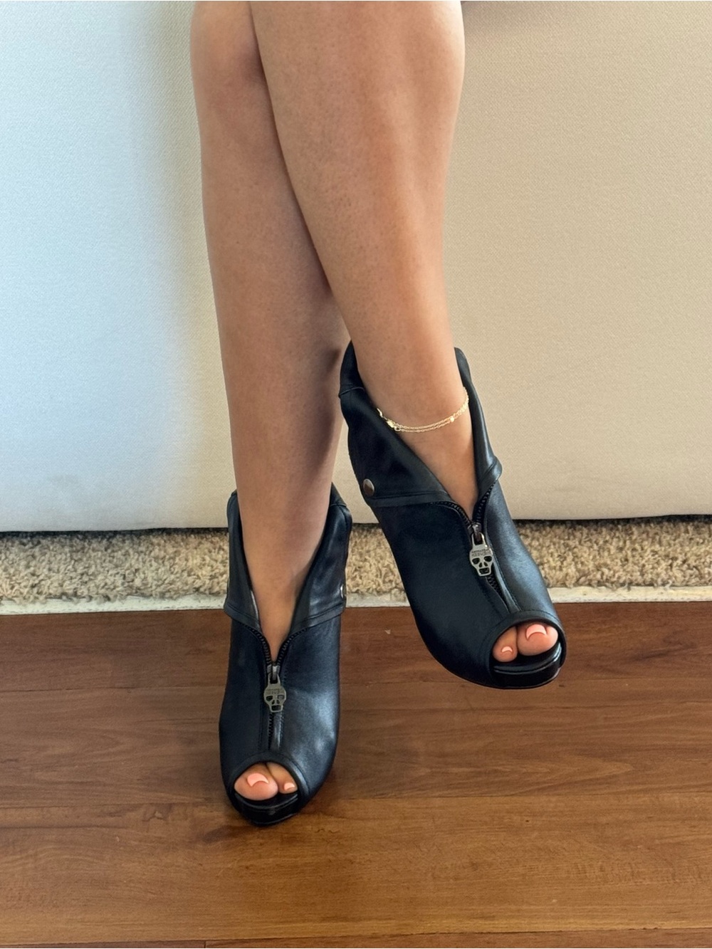 Alexander McQueen Black Leather Peep-Toe Stiletto Ankle Booties - Picture 14 of 17